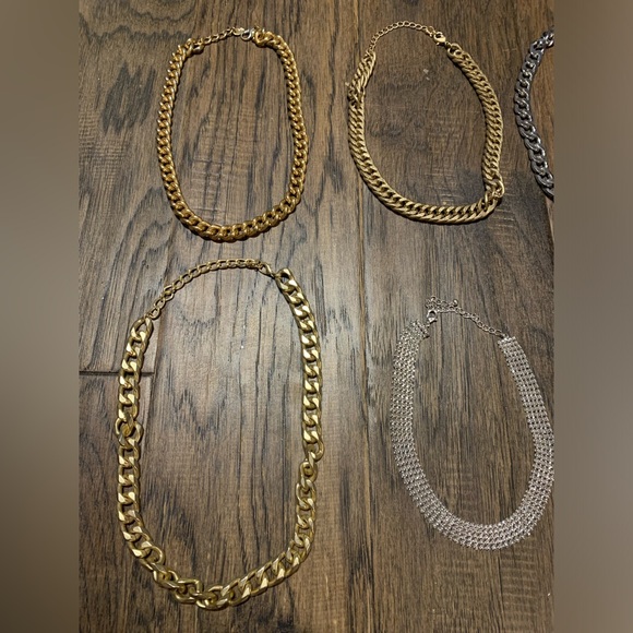 Large Necklace Lot - Picture 2 of 4